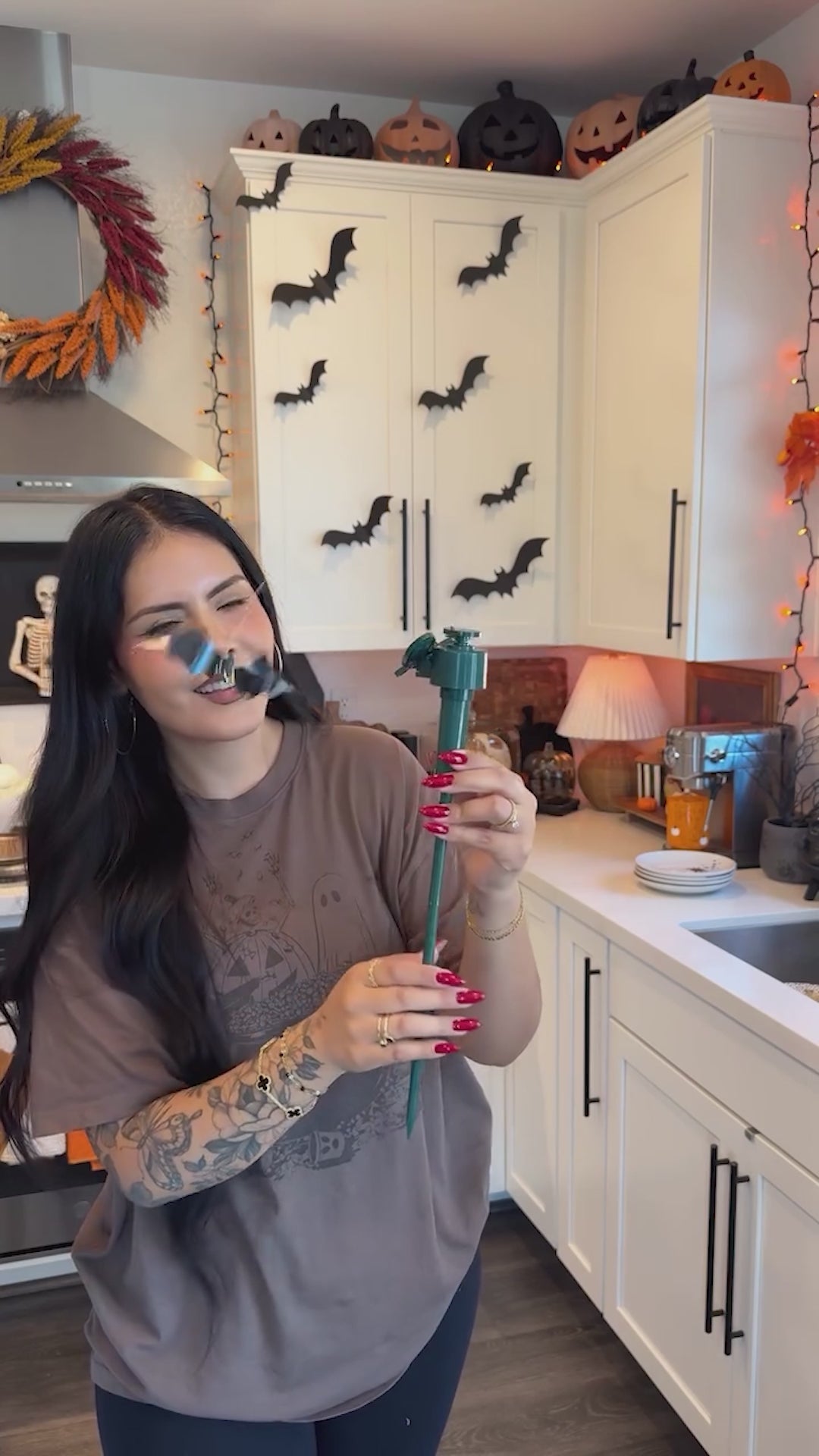 Flying Halloween Bat – Battery-Powered Motion Decor for Centerpieces & Spooky Displays